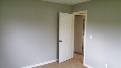 105 E Maple St, Roachdale, IN 46172 - photo 4