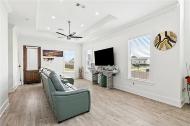 67 W Claiborne Square, Chalmette, LA 70043 - photo 4