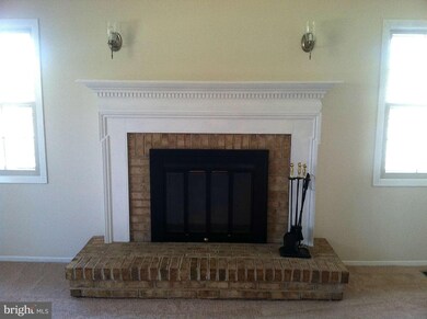 12608 Crimson Ct, Bowie, MD 20715 - photo 6