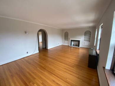 6028 N Francisco Ave unit 2, Chicago, IL 60659 - photo 3