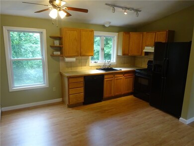 173 Jefferson St, Warwick, RI 02888 - photo 5