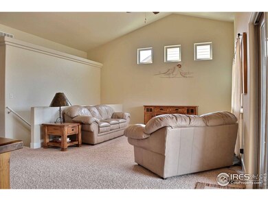 Features Vaulted Ceilings