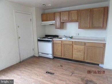 3327 Brendan Ave, Baltimore, MD 21213 - photo 5