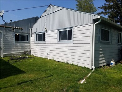 1 Bristol Rd unit B, Middletown, RI 02842 - photo 5