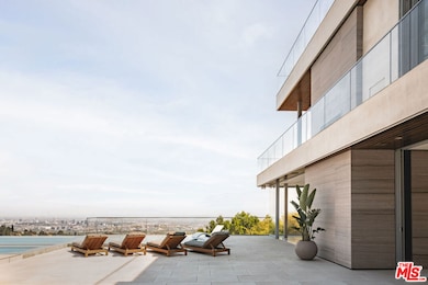 1460 Laurel Way, Beverly Hills, CA 90210 - photo 6