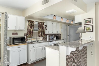 1118 E North Ln unit 3, Phoenix, AZ 85020 - photo 7