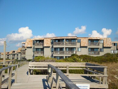 2008 E Fort MacOn Rd unit A4, Atlantic Beach, NC 28512 - photo 7