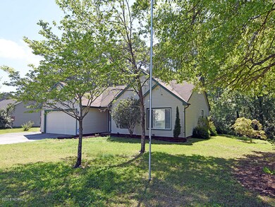 826 Shadowridge Rd, Jacksonville, NC 28546 - photo 2