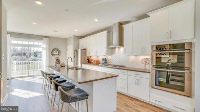 23458 Sugar Pine Ln, California, MD 20619 - photo 5