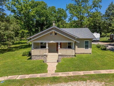 207 Combs Ave, Cotter, AR 72626 - photo 3