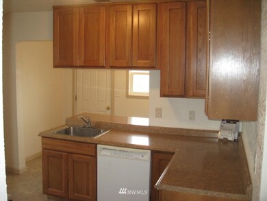 937 SW 20th St, Chehalis, WA 98532 - photo 6