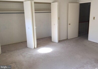 469 W Caracas Ave, Hershey, PA 17033 - photo 5