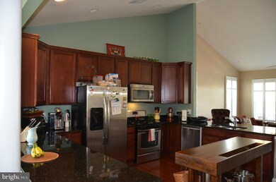 22 Steeplechase Dr, La Plata, MD 20646 - photo 4