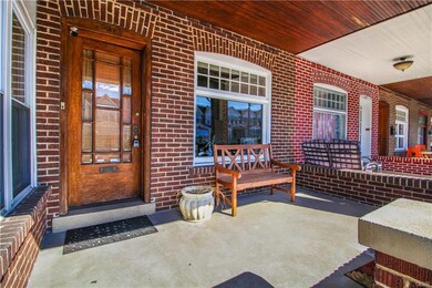 Fantastic Front Sitting Porch