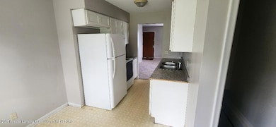 6624 Kitchen .