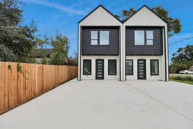 7129 Sidney St unit B, Houston, TX 77021 - photo 2