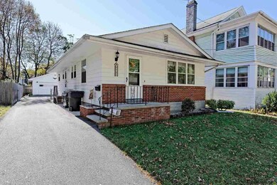 442 Marshland Ct, Troy, NY 12180 - photo 3