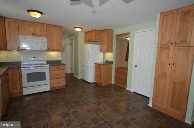 1 Bell Bluff Ct, Gaithersburg, MD 20879 - photo 6