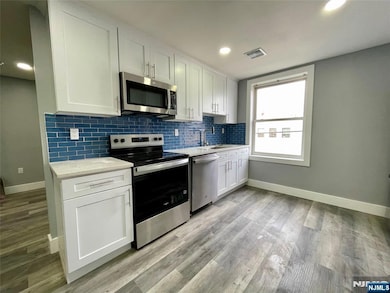 428 Valley Brook Ave unit 1, Lyndhurst, NJ 07071 - photo 5