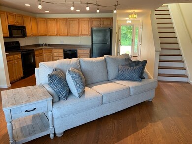 34 Mountain Laurel Ln, Fitchburg, MA 01420 - photo 2