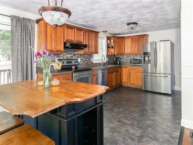 187 Robinson Rd, Hudson, NH 03051 - photo 7