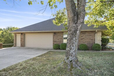 TABLE ROCK LAKE HOME