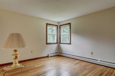 18 Hideaway Rd, Nashua, NH 03064 - photo 2