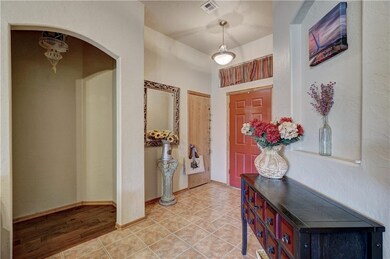 612 Loyd Ln, Moore, OK 73160 - photo 4