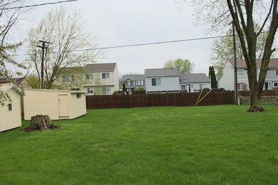 1352 Crestwood Dr, Aurora, IL 60506 - photo 6