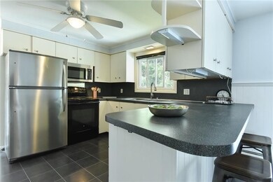 7 Quaker Ln, Greenville, RI 02828 - photo 6