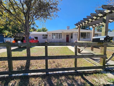 913 E Genesee St, Tampa, FL 33603 - photo 4