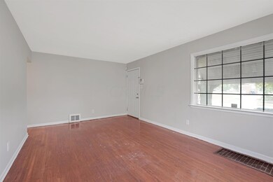 112 S Weyant Ave, Columbus, OH 43213 - photo 5