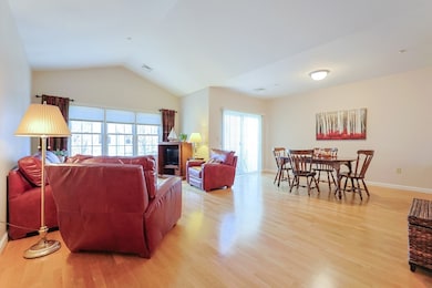 631 East St unit E203, Mansfield, MA 02048 - photo 5
