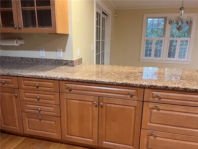 35 Knowles Ct unit 102, Jamestown, RI 02835 - photo 3