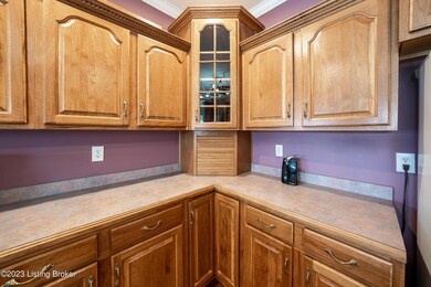 10810 Bardstown Woods Blvd-7