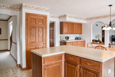Great cabinet space!