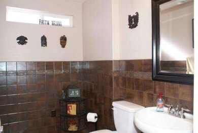 1/2 guest bathroom downstairs