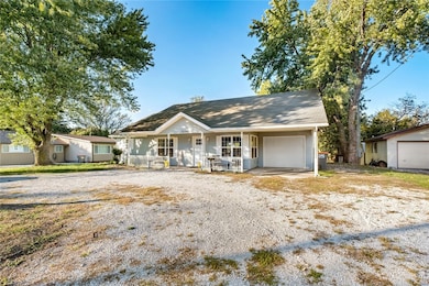 16568 Cypress Ln, Rogers, AR 72756 - photo 2