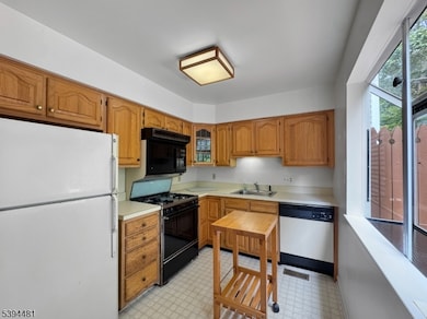 5 Ajax Ct, Hackettstown, NJ 07840 - photo 6