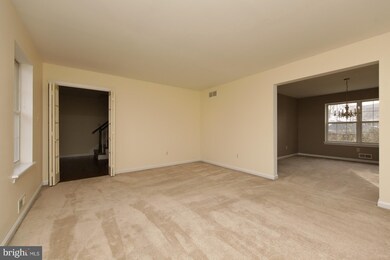 2078 Corinthian Ave, Abington, PA 19001 - photo 4