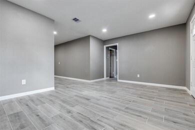 200 Pine St, Prairie View, TX 77445 - photo 7