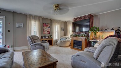 110 N Pine Ave, South Amboy, NJ 08879 - photo 5