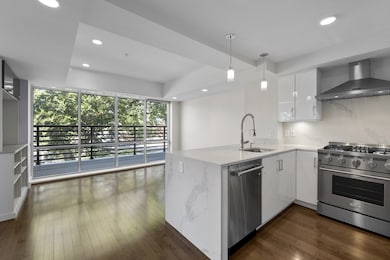 262 Monsignor O'Brien Hwy unit 210, Cambridge, MA 02141 - photo 2