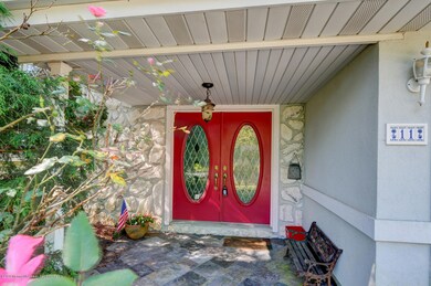 05_04Front_Porch_mls