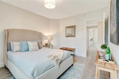 875 9th St S unit 102, Naples, FL 34102 - photo 6