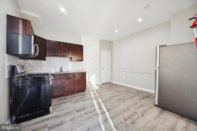 419 S 4th St unit 1, Darby, PA 19023 - photo 3