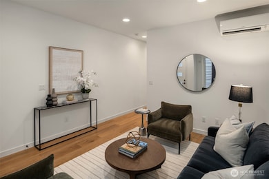 9553 Ashworth Ave N unit B, Seattle, WA 98103 - photo 5