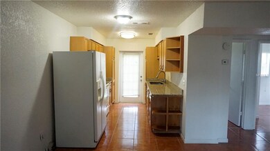 7504 Melaleuca Ln, Tampa, FL 33619 - photo 4