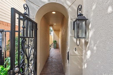 6515 Pickens St unit B, Houston, TX 77007 - photo 3