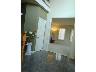 Entry/Foyer.